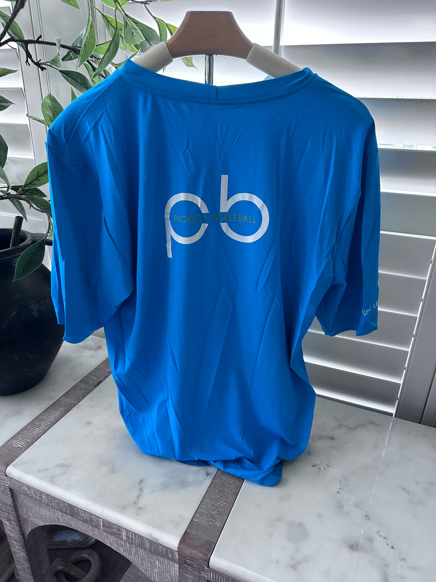 Men's UV50 Short sleeve athletic shirt with pb logo