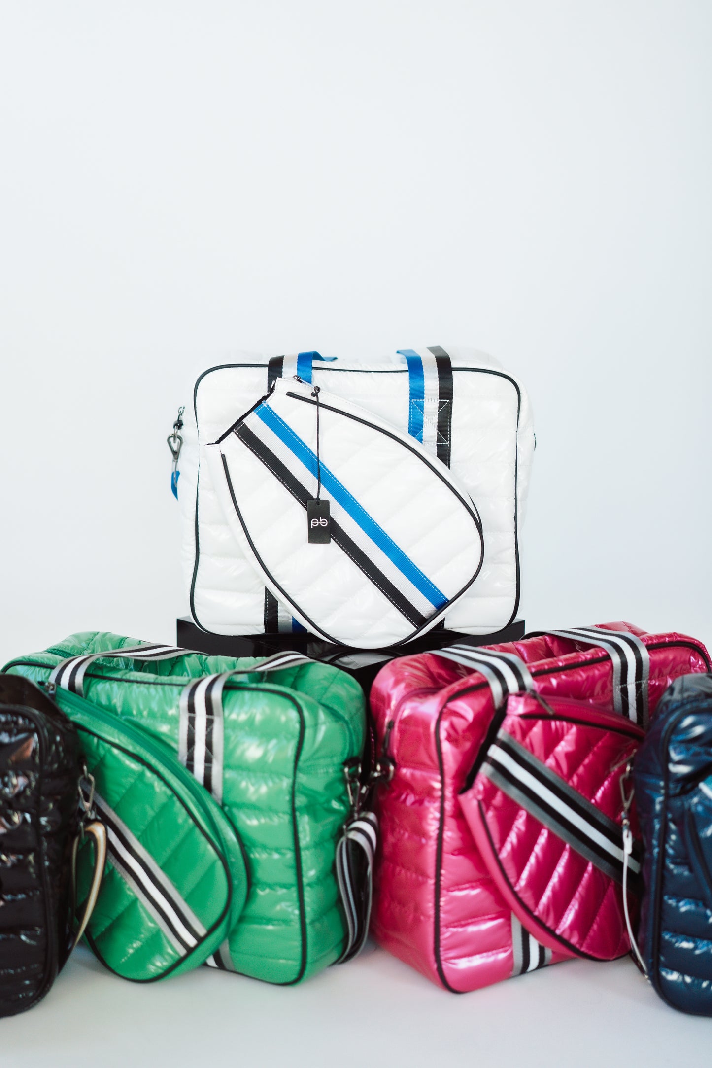 Fashionable Pickleball bag for Paddles